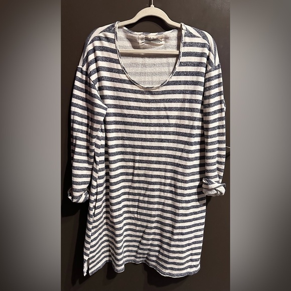 Free People Dresses & Skirts - Free People Gray Cream Striped Terry Cloth Tunic Dress Beach Size Medium